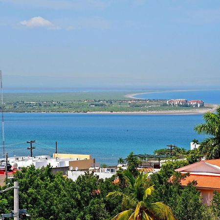 Oceanview Living Space & Balcony With Fiberoptic Wifi! La Paz Bagian luar foto