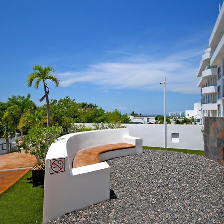 Oceanview Living Space & Balcony With Fiberoptic Wifi! La Paz Bagian luar foto