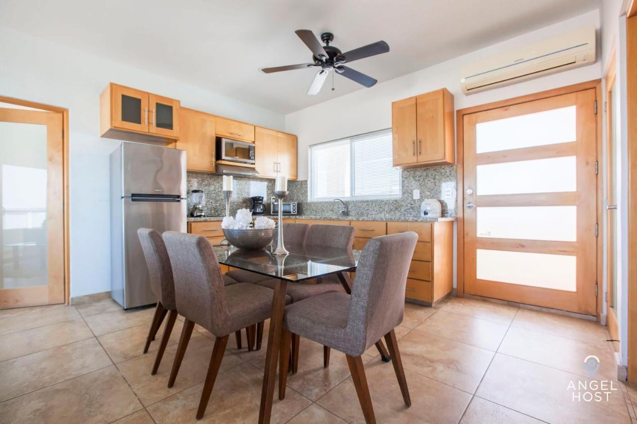 Oceanview Living Space & Balcony With Fiberoptic Wifi! La Paz Bagian luar foto