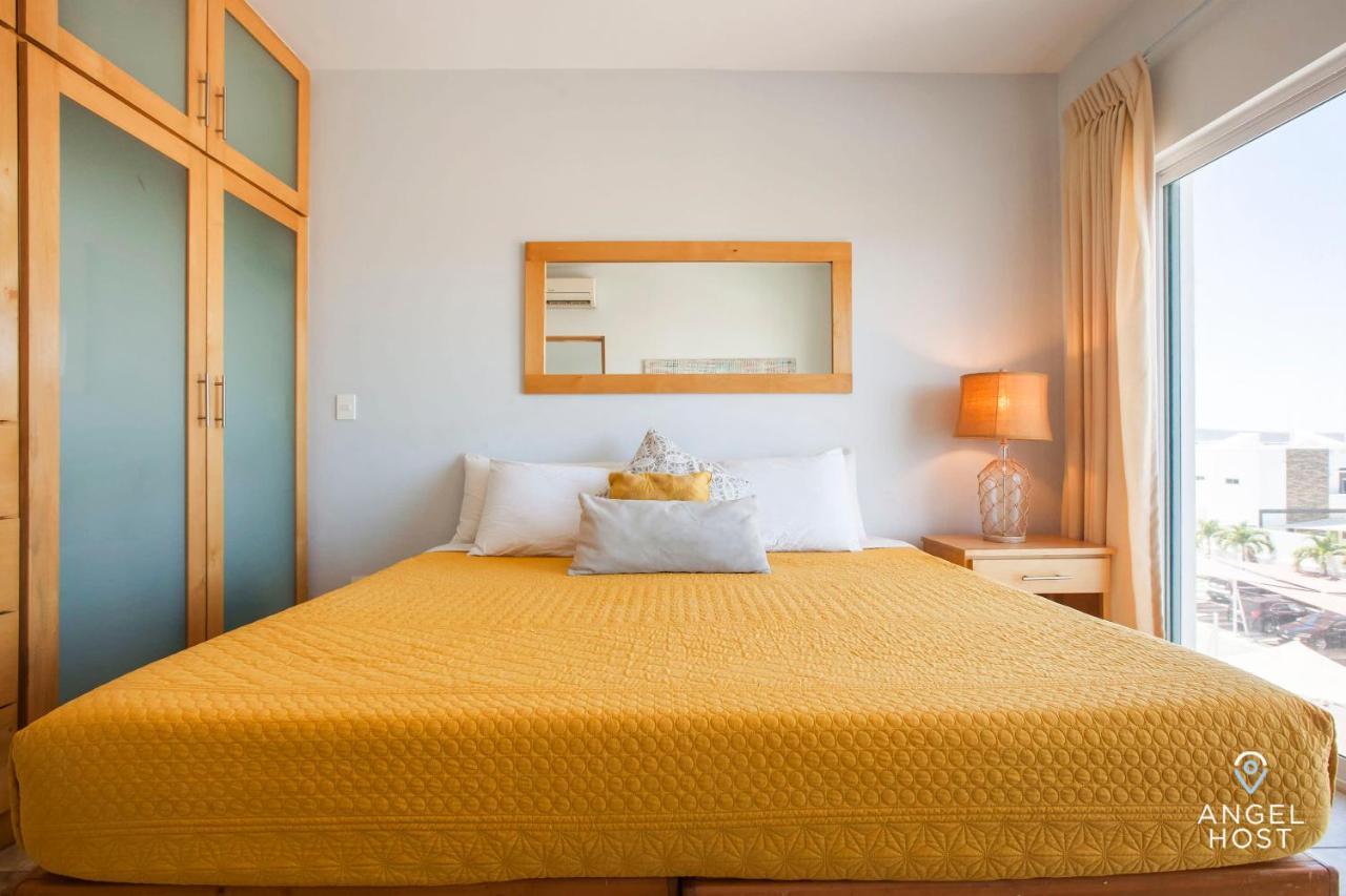 Oceanview Living Space & Balcony With Fiberoptic Wifi! La Paz Bagian luar foto