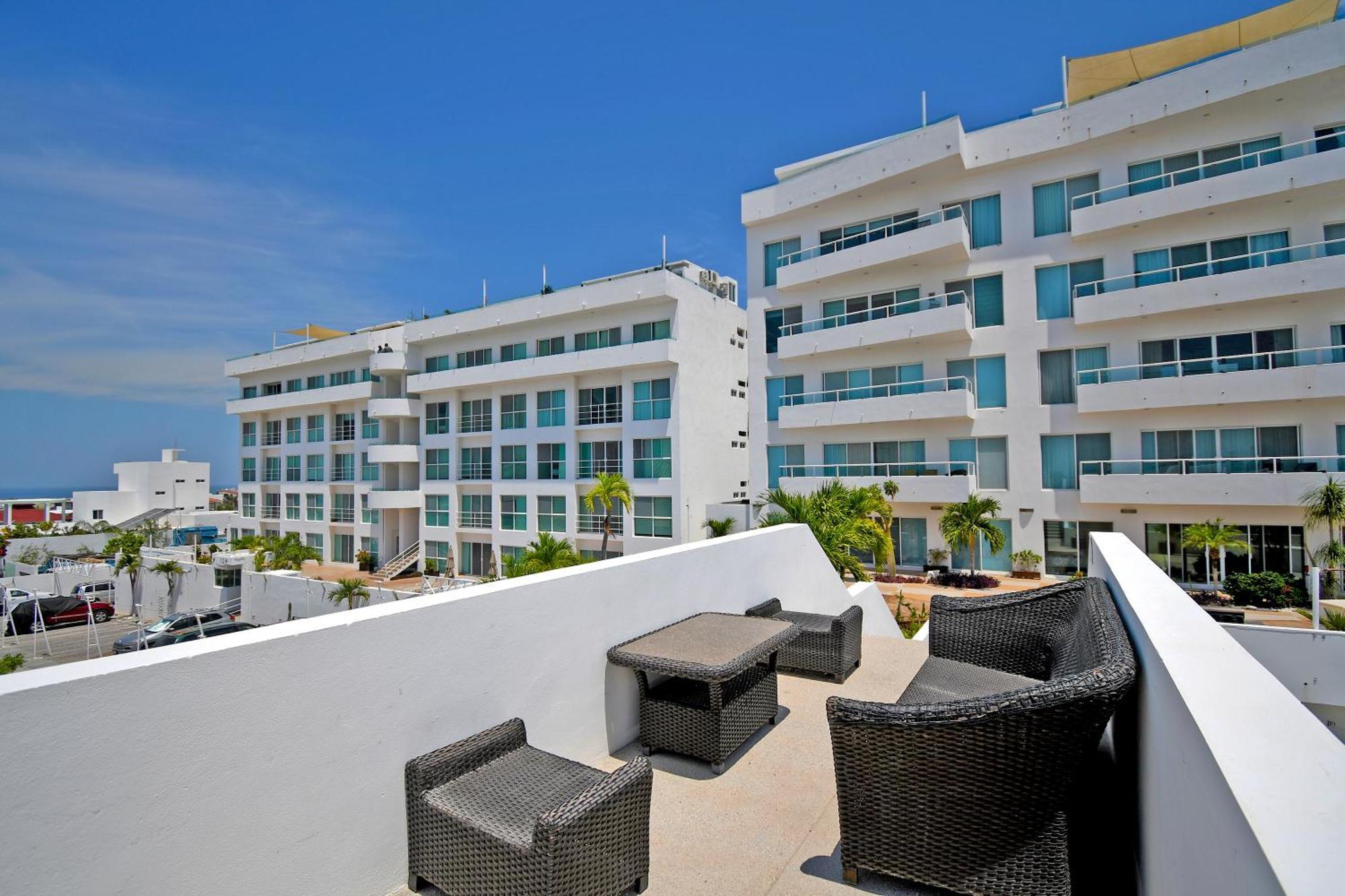 Oceanview Living Space & Balcony With Fiberoptic Wifi! La Paz Bagian luar foto