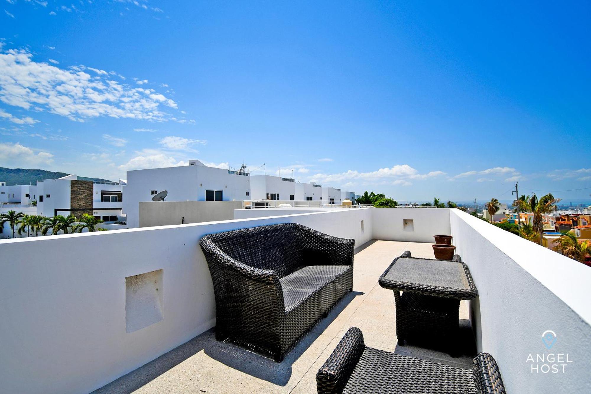 Oceanview Living Space & Balcony With Fiberoptic Wifi! La Paz Bagian luar foto