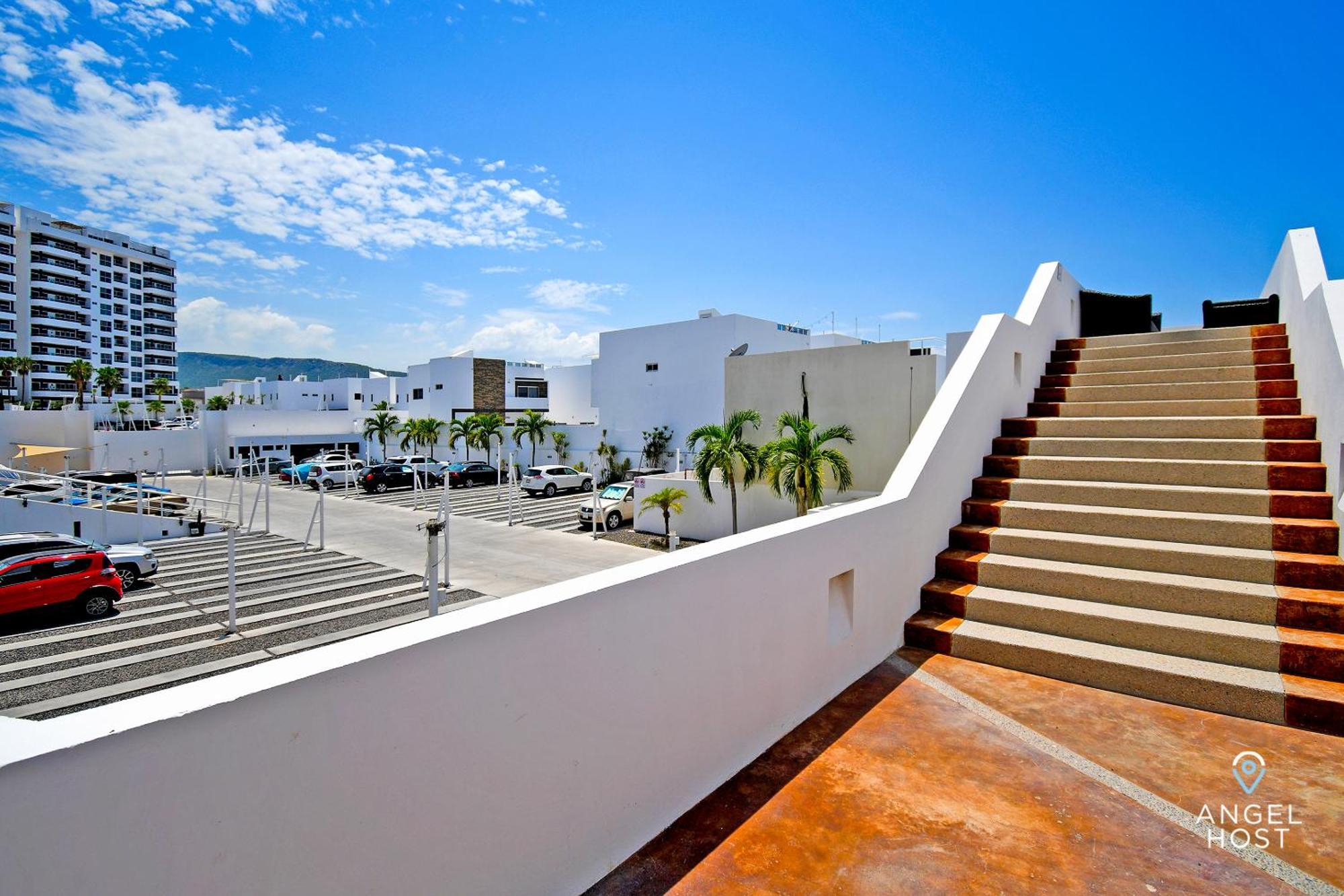 Oceanview Living Space & Balcony With Fiberoptic Wifi! La Paz Bagian luar foto