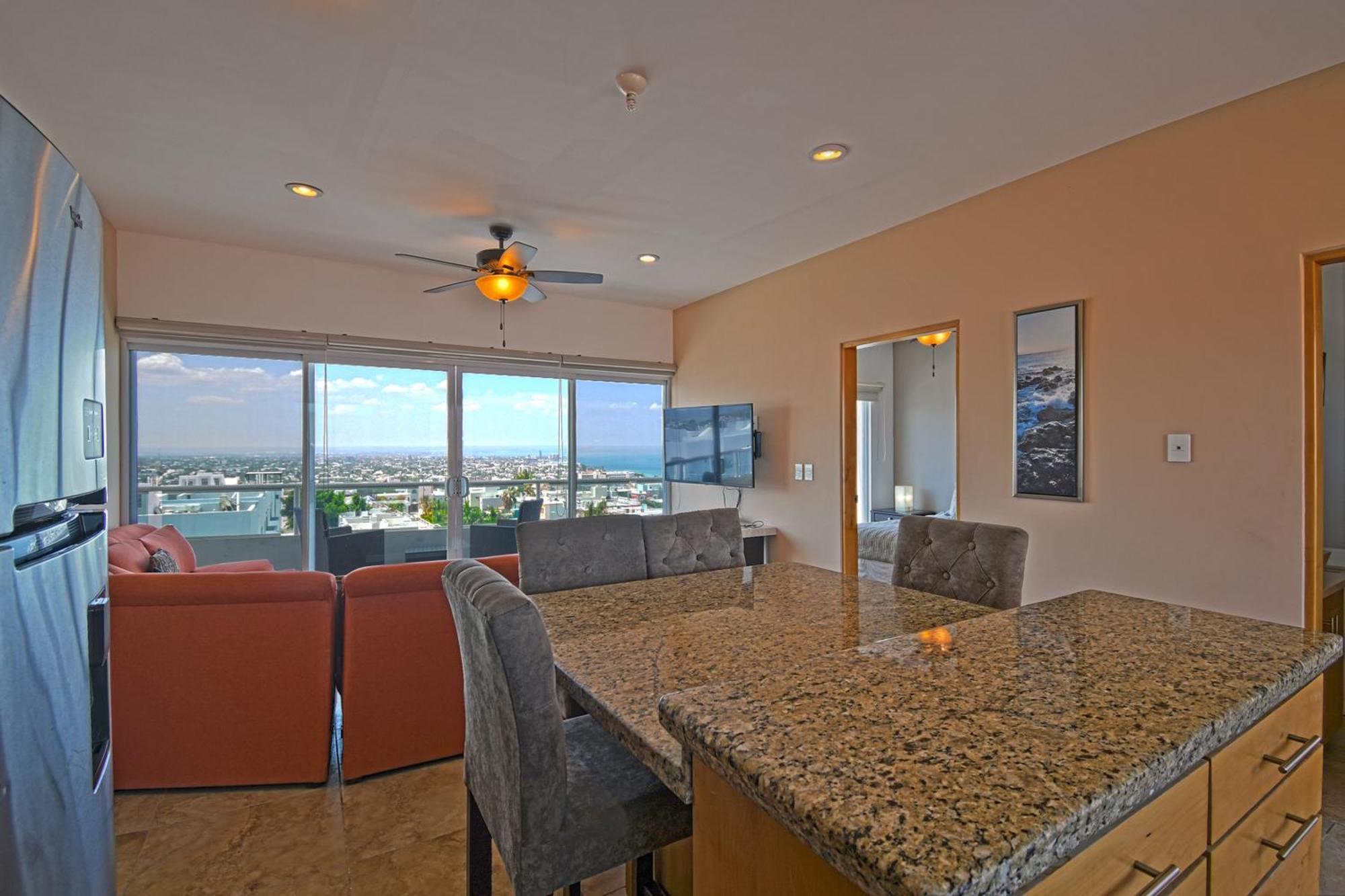 Oceanview Living Space & Balcony With Fiberoptic Wifi! La Paz Bagian luar foto